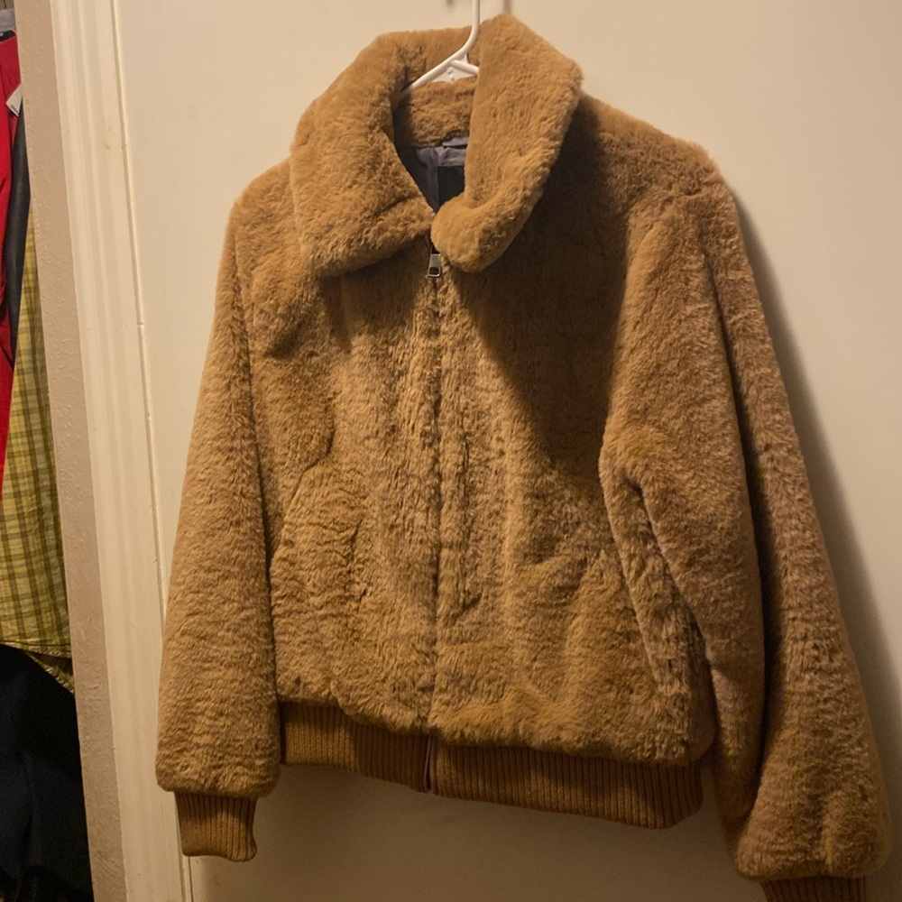 Banana Republic faux fur camel bomber jacket size Medium